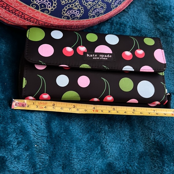 Multi-colored Kate Spade Wallet - Picture 8 of 11